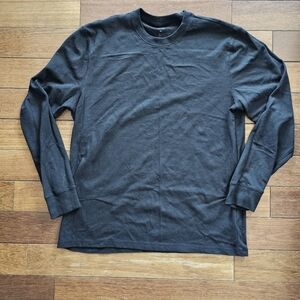 💥4 for $25💥Structure Waffle knit long sleeve t-shirt